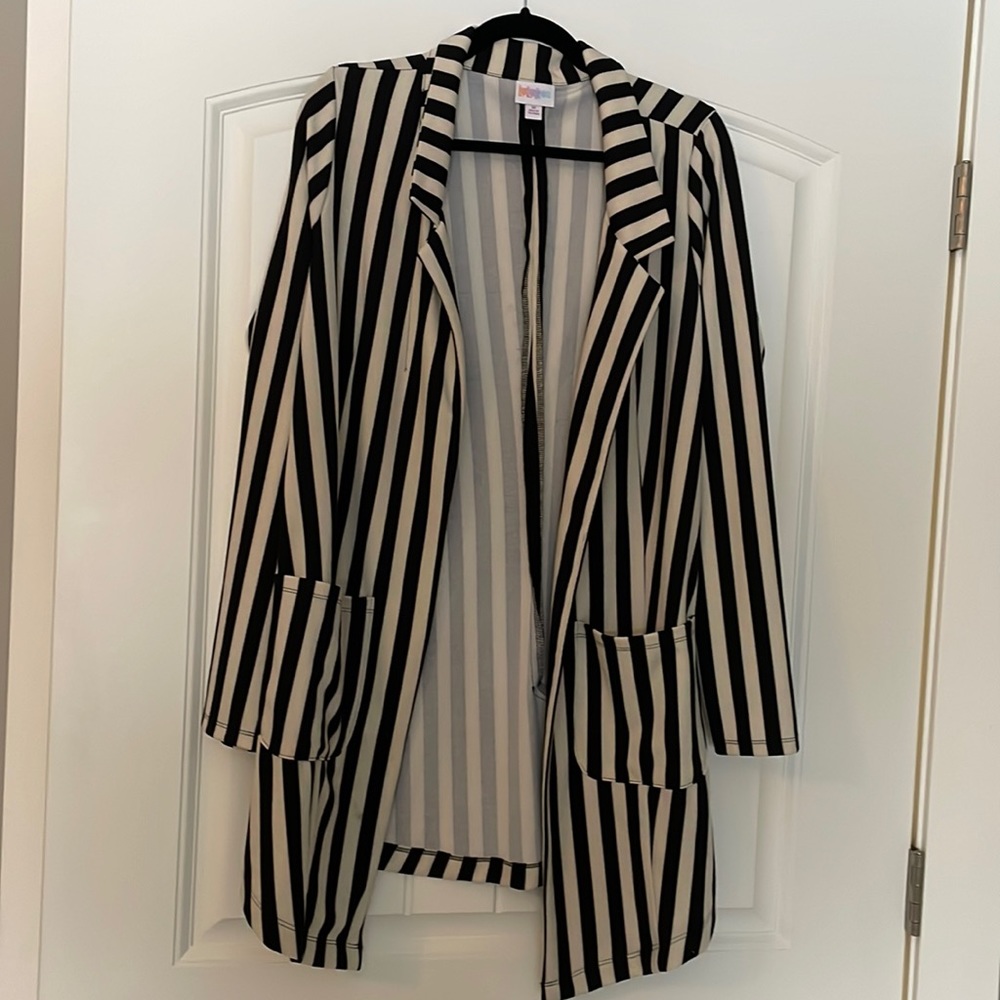 LulaRoe Black and white pinstripe blazer Gwen M